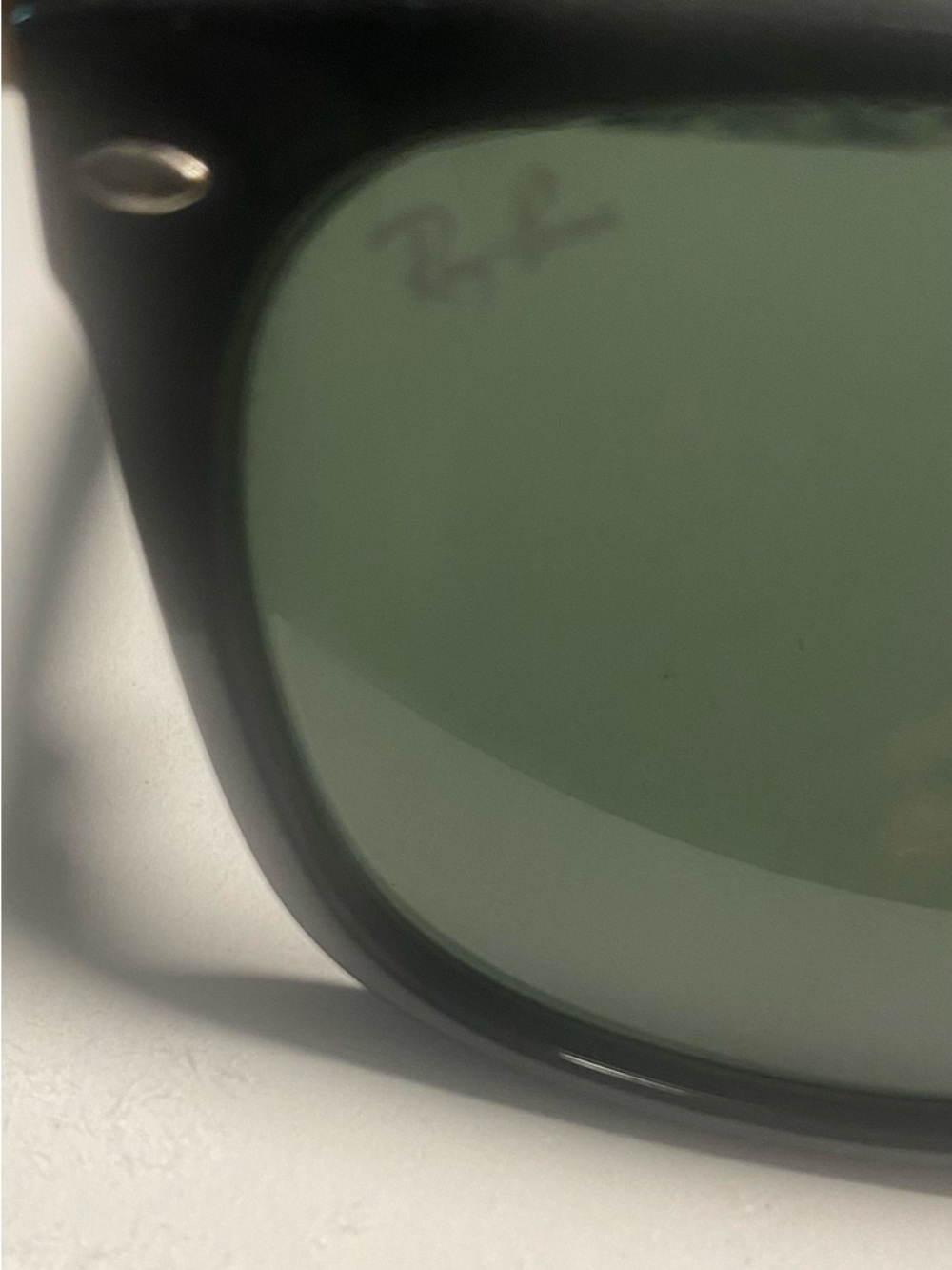 Ray-Ban Black New Wayfarer Sunglasses - Picture 8 of 9